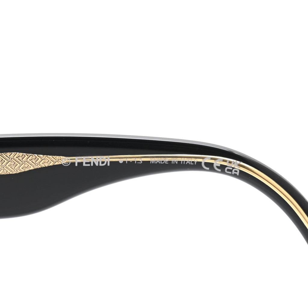 Fendi Square Sunglasses — Black