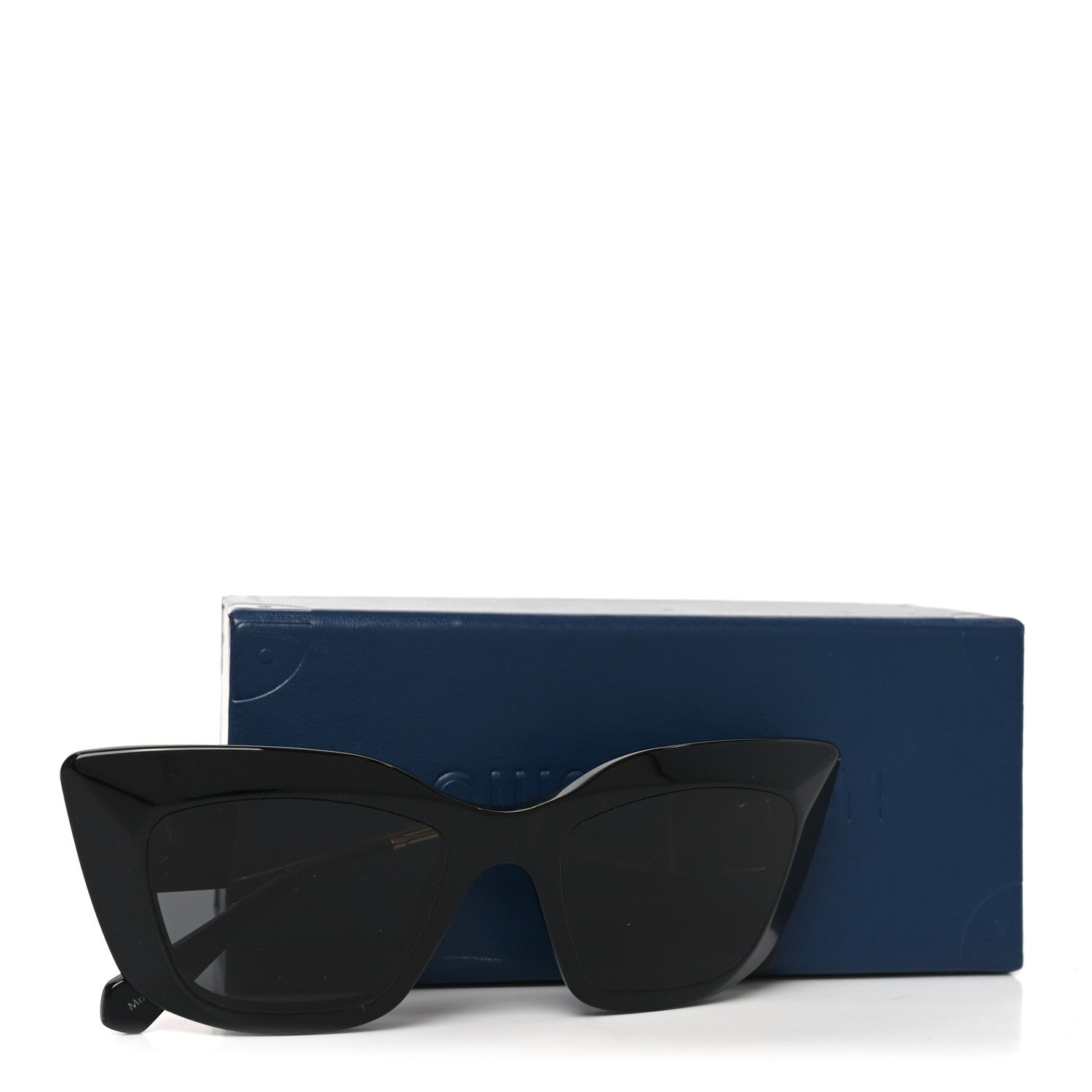 Louis Vuitton Cat-Eye Sunglasses — Black Z1220W