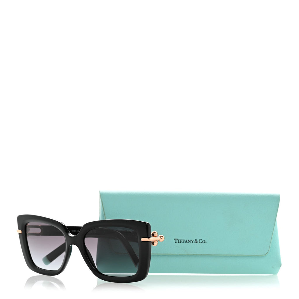 Tom Ford Oval Sunglasses — Black TF4199
