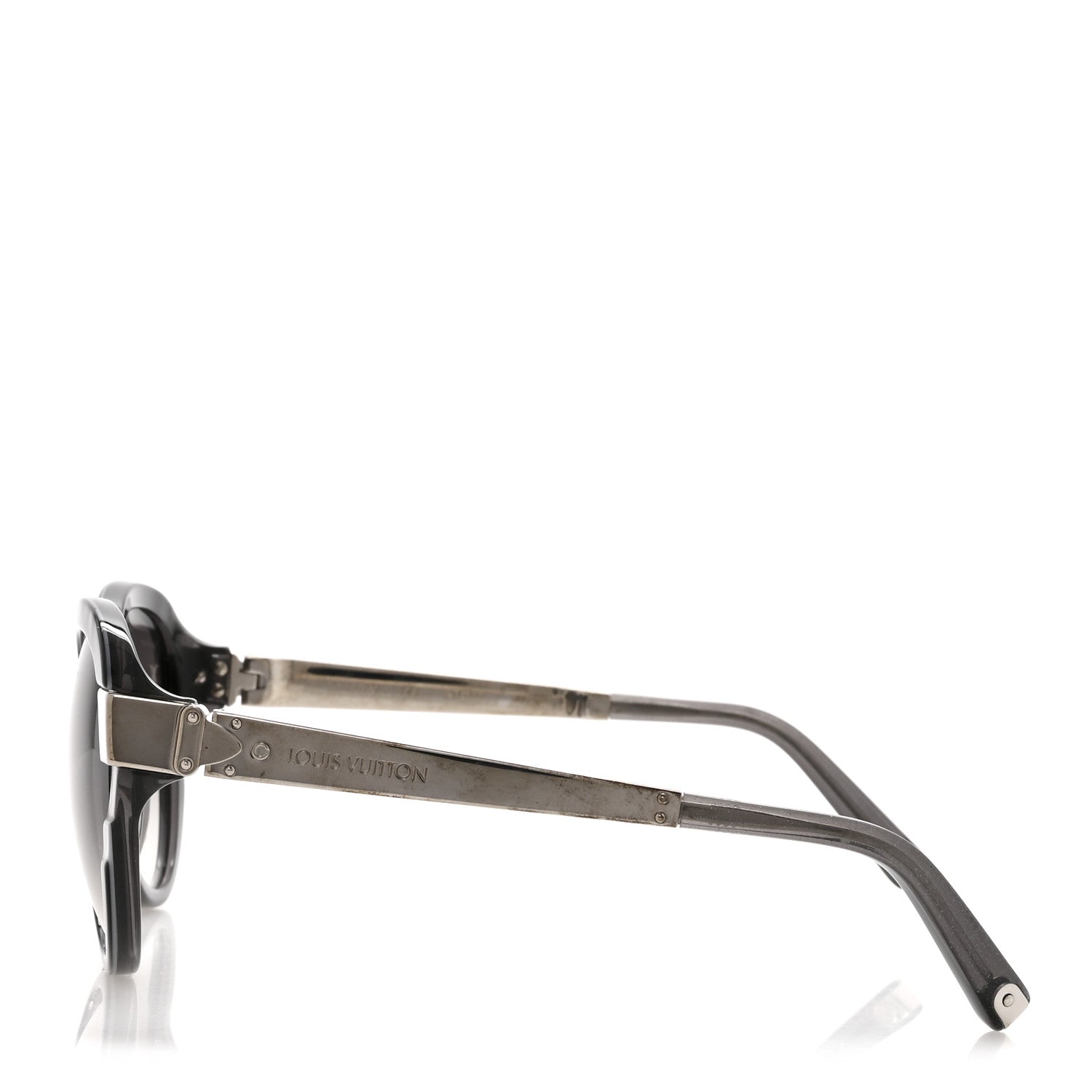 Louis Vuitton Cat-Eye Sunglasses — Black Z0489W